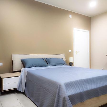 76 Avenue Suites Wi-Fi - Shuttle Reggio di Calabria Exteriör bild