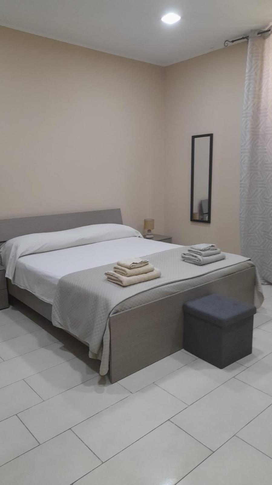 76 Avenue Suites Wi-Fi - Shuttle Reggio di Calabria Exteriör bild