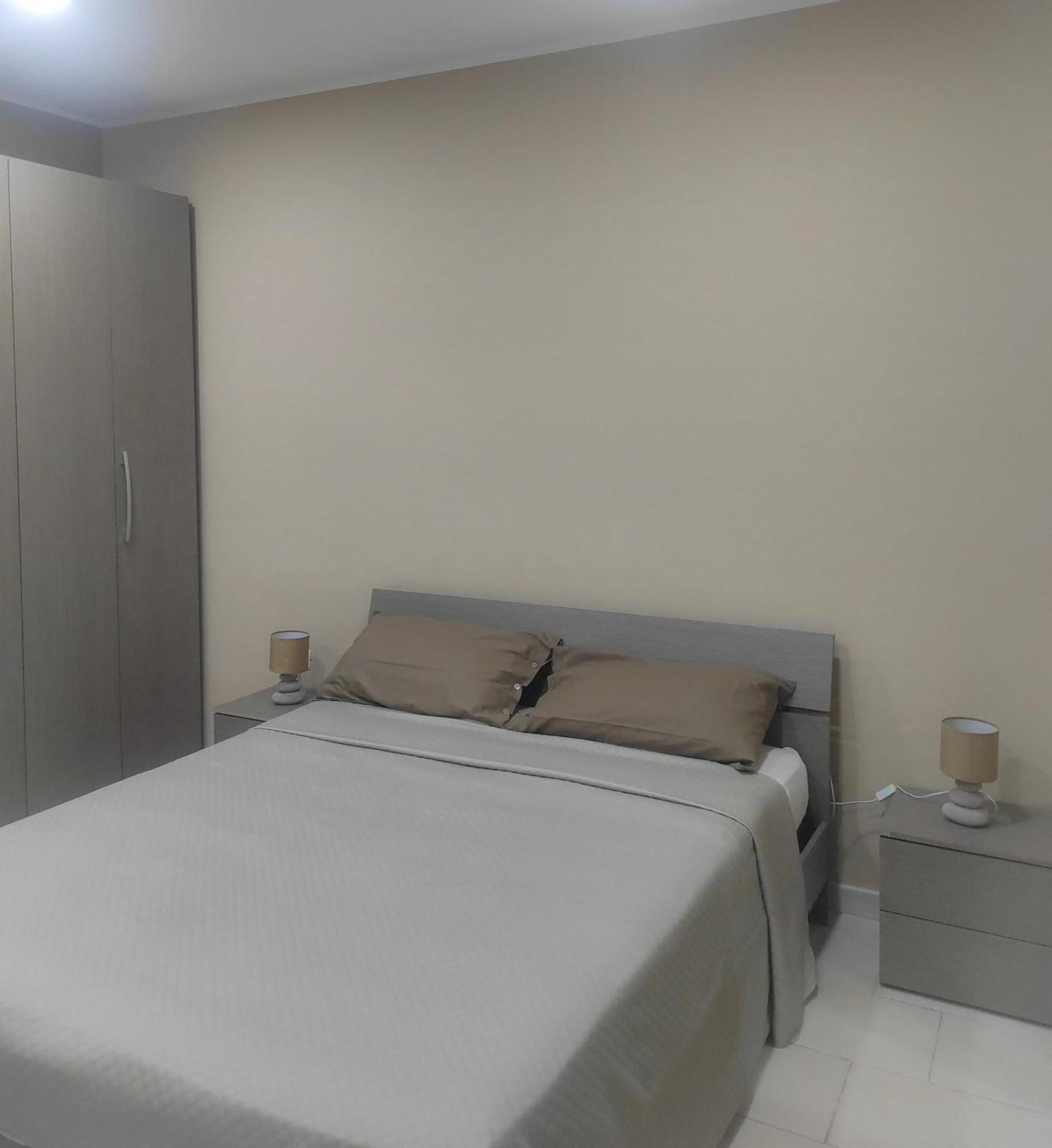 76 Avenue Suites Wi-Fi - Shuttle Reggio di Calabria Exteriör bild