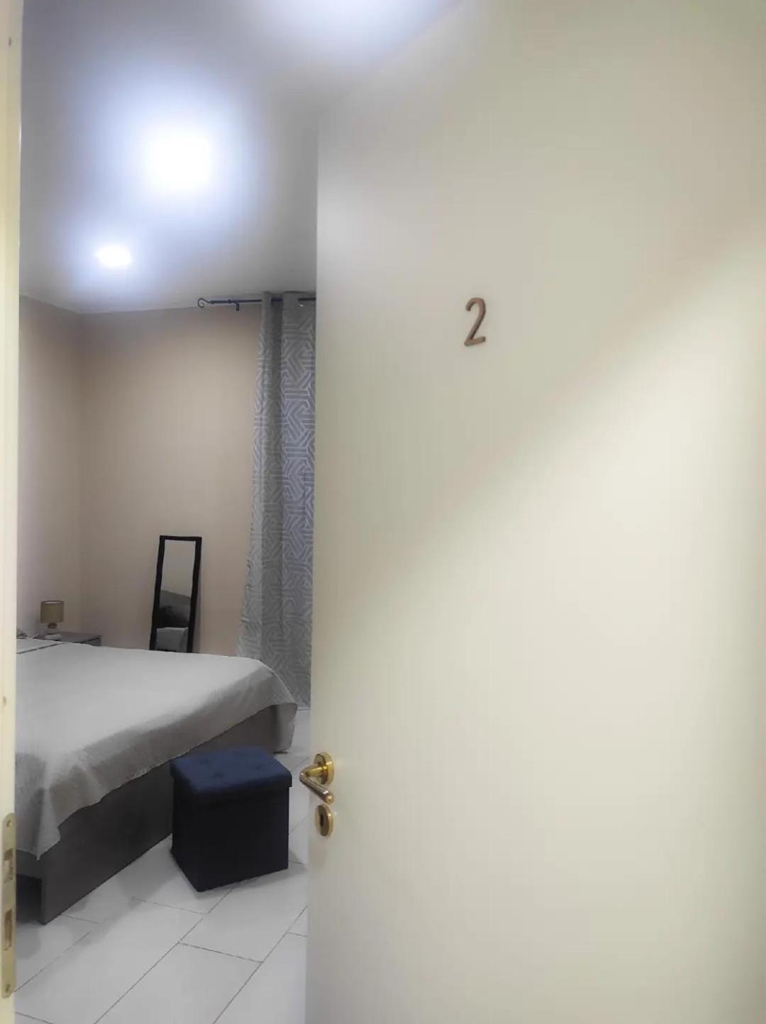 76 Avenue Suites Wi-Fi - Shuttle Reggio di Calabria Exteriör bild